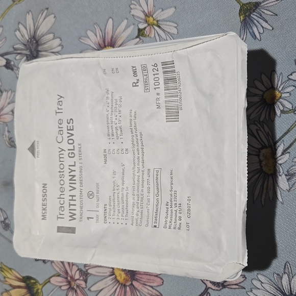 Chamberlain nursing bag with supplies - Picture 9 of 11